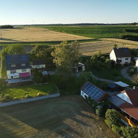 Fewo Haus Hutzelbuck In Idyllisch-Gruener Lage Naehe An 安斯巴赫 外观 照片